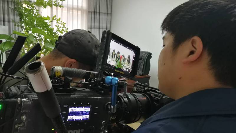 剧本杀式体验：万荣县广告片拍摄公司构建沉浸式消费决策路径